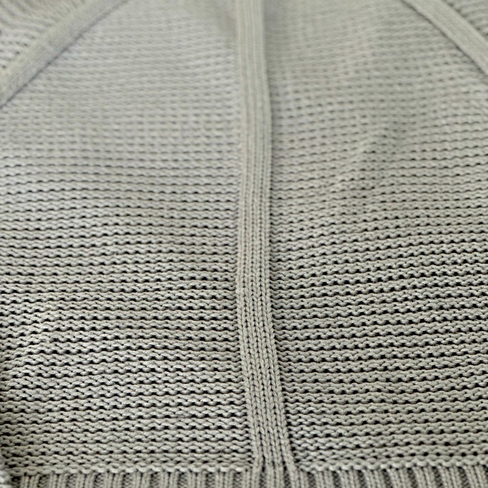 Banana Republic eyelet sweater in XL in pale blue - Picture 5 of 5